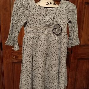 Formal Dress (Size 7)